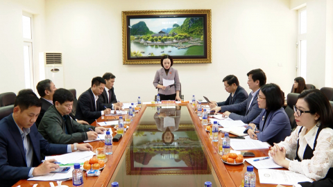 Đo&agrave;n ĐBQH tỉnh gi&aacute;m s&aacute;t việc thực hiện Nghị quyết 43 về ch&iacute;nh s&aacute;ch t&agrave;i kh&oacute;a