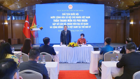 Chủ tịch Quốc hội Trần Thanh Mẫn gặp gỡ cộng đồng người Việt Nam tại Thổ Nhĩ Kỳ