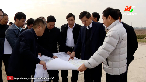 Đồng ch&iacute; B&iacute; thư Tỉnh ủy thị s&aacute;t một số c&ocirc;ng tr&igrave;nh, dự &aacute;n, m&ocirc; h&igrave;nh ph&aacute;t triển KT-XH tại Kim Sơn