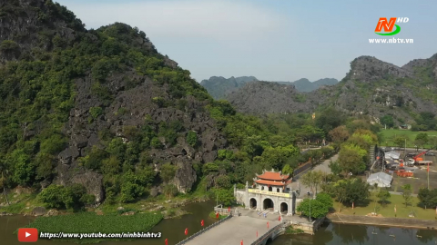 Lễ hội Hoa Lư k&iacute;ch cầu du lịch phục hồi