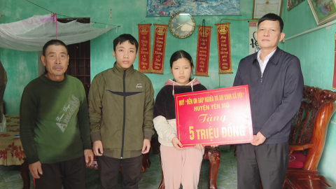 Y&ecirc;n M&ocirc; quan t&acirc;m chăm lo Tết cho hộ ngh&egrave;o