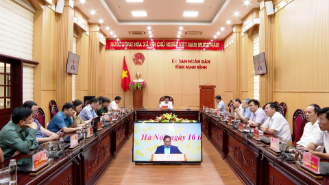 Th&uacute;c đẩy giải ng&acirc;n vốn đầu tư c&ocirc;ng 