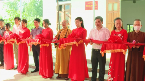 Ấm &aacute;p những ng&ocirc;i nh&agrave; Đại đo&agrave;n kết
