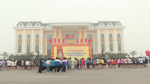 Lễ ph&aacute;t động Ng&agrave;y chạy Olympic v&igrave; sức khỏe to&agrave;n d&acirc;n tại huyện Nho Quan