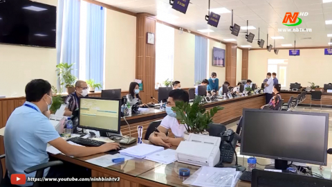 Đẩy mạnh chuyển đổi số trong giải quyết c&aacute;c thủ tục h&agrave;nh ch&iacute;nh