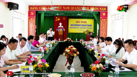 Đo&agrave;n gi&aacute;m s&aacute;t của Ủy ban Kinh tế Trung ương l&agrave;m việc tại Y&ecirc;n Đồng