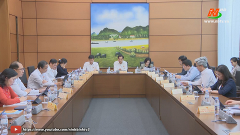 Quốc Hội thảo luận tổ - 08/11/2022