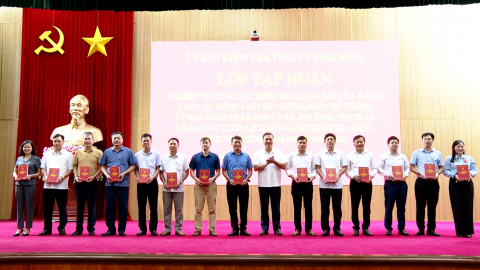 Tập huấn nghiệp vụ c&ocirc;ng t&aacute;c kiểm tra, gi&aacute;m s&aacute;t v&agrave; thi h&agrave;nh kỷ luật trong Đảng