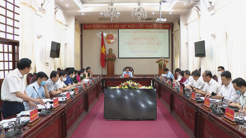 Quy&ecirc;́t li&ecirc;̣t chỉ đạo, đi&ecirc;̀u hành phát tri&ecirc;̉n KTXH tháng 5/2022