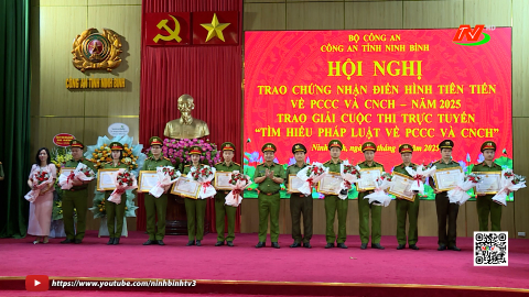 Trao giải Cuộc thi trực tuyến &ldquo;T&igrave;m hiểu ph&aacute;p luật về Ph&ograve;ng ch&aacute;y chữa ch&aacute;y v&agrave; cứu nạn cứu hộ&rdquo;