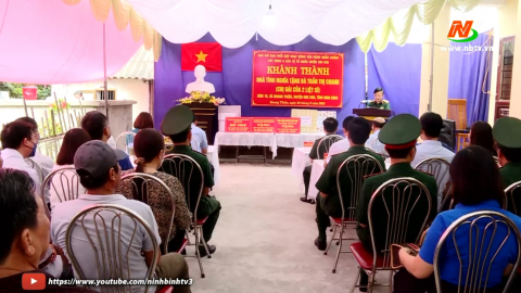 Kh&aacute;nh th&agrave;nh "nh&agrave; t&igrave;nh nghĩa" tặng gia đ&igrave;nh ch&iacute;nh s&aacute;ch