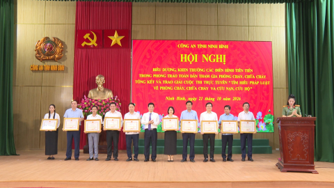 Biểu dương điển h&igrave;nh ti&ecirc;n tiến trong phong tr&agrave;o to&agrave;n d&acirc;n tham gia PCCC v&agrave; CNCH