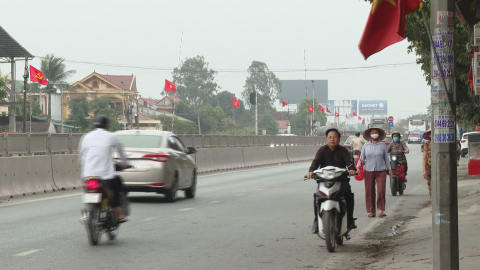 Đi ngược chiều tr&ecirc;n quốc lộ - Nguy cơ mất ATGT