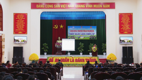 Chương tr&igrave;nh &ldquo;Trải nghiệm một ng&agrave;y l&agrave;m chiến sỹ&rdquo;