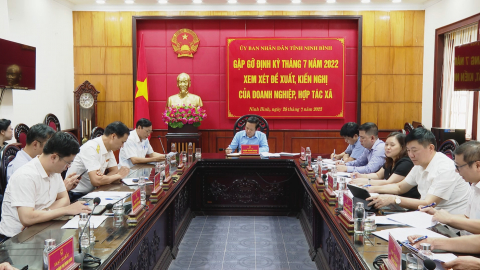 UBND tỉnh gặp gỡ doanh nghiệp định kỳ th&aacute;ng 7
