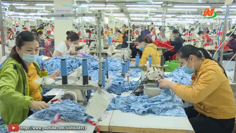 Ph&aacute;t triển sản xuất thuận lợi trong t&igrave;nh h&igrave;nh mới