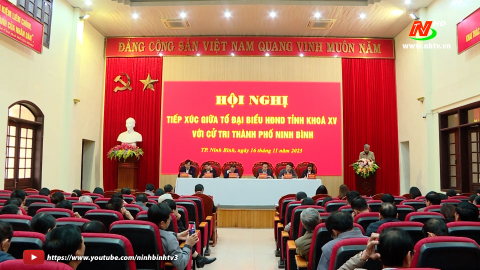Đại biểu HĐND tỉnh tiếp x&uacute;c cử tri th&agrave;nh phố Ninh B&igrave;nh