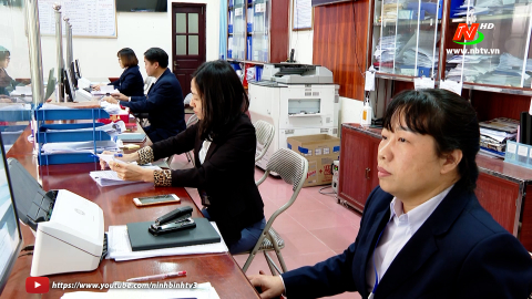 Ph&aacute;t huy vai tr&ograve; người đứng đầu trong chuyển đổi số