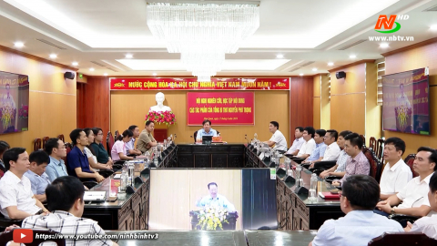C&aacute;n bộ, Đảng vi&ecirc;n tự h&agrave;o v&agrave; tin tưởng dưới l&aacute; cờ vẻ vang của Đảng
