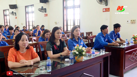 	 Kim Sơn tổ chức lớp bồi dưỡng c&aacute;n bộ đo&agrave;n