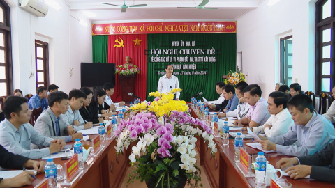 Hoa Lư tổ chức Hội nghị chuy&ecirc;n đề về c&ocirc;ng t&aacute;c xử l&yacute; vi phạm đất đai, trật tự x&acirc;y dựng