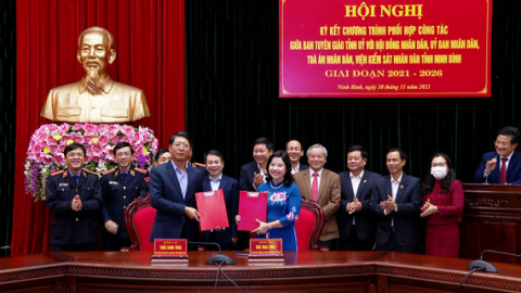 K&yacute; kết chương tr&igrave;nh phối hợp thực hiện Quyết định 238 của Ban B&iacute; thư