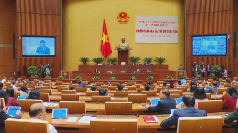 Ủy ban Thường vụ Quốc hội chất vấn nh&oacute;m vấn đề thuộc lĩnh vực T&ograve;a &aacute;n v&agrave; Kiểm s&aacute;t