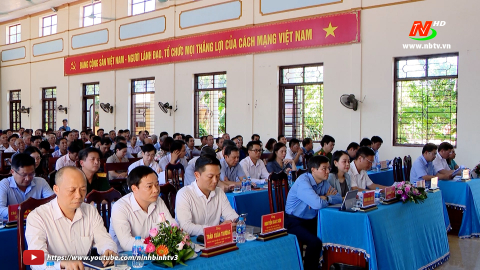 Đo&agrave;n Đại biểu quốc hội tỉnh tiếp x&uacute;c cử tri huyện Kim Sơn