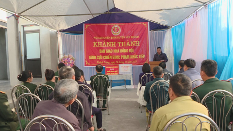 Kh&aacute;nh th&agrave;nh v&agrave; b&agrave;n giao nh&agrave; đồng đội