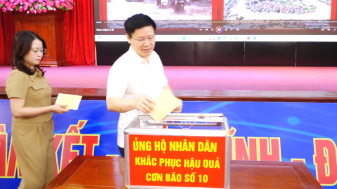 Vận động ủng hộ nh&acirc;n d&acirc;n khắc phục thiệt hại do b&atilde;o số 10