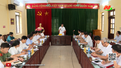 Đồng ch&iacute; Ph&oacute; Chủ tịch UBND tỉnh l&agrave;m việc với Ban Thường vụ Đảng ủy x&atilde; T&acirc;n Minh