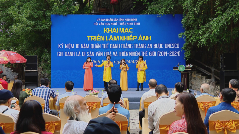 Khai mạc triển l&atilde;m nhiếp ảnh về di sản Tr&agrave;ng An