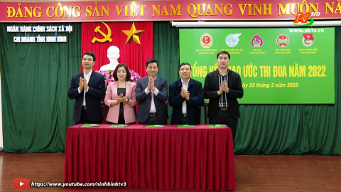 K&yacute; kết giao ước thi đua thực hiện ủy th&aacute;c t&iacute;n dụng ch&iacute;nh s&aacute;ch x&atilde; hội năm 2023