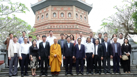 Ph&oacute; Thủ tướng Ch&iacute;nh phủ khảo s&aacute;t một số khu, điểm du lịch, di t&iacute;ch tại tỉnh Ninh B&igrave;nh