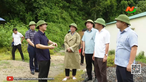 Kiểm tra c&ocirc;ng t&aacute;c ph&ograve;ng, chống thi&ecirc;n tai tại x&atilde; Gia L&acirc;m