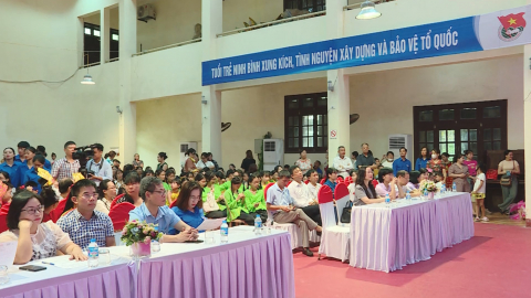 Li&ecirc;n hoan &ldquo;Giai điệu tuổi hồng&rdquo; h&egrave; năm 2024
