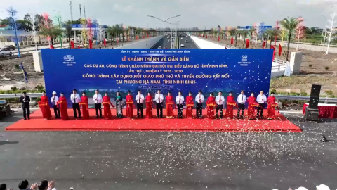 Kh&aacute;nh th&agrave;nh v&agrave; gắn biển c&ocirc;ng tr&igrave;nh x&acirc;y dựng N&uacute;t giao Ph&uacute; Thứ
