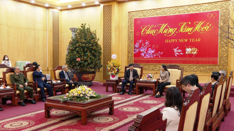 Hội đồng hương Ninh B&igrave;nh tại H&agrave; Nội thăm v&agrave; ch&uacute;c Tết Tỉnh ủy, HĐND, UBND tỉnh