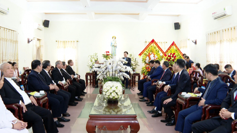 Ph&oacute; Thủ tướng Ch&iacute;nh phủ Mai Văn Ch&iacute;nh thăm, ch&uacute;c mừng Gi&aacute;o phận B&ugrave;i Chu v&agrave; Gi&aacute;o xứ Ninh B&igrave;nh nh&acirc;n dịp Lễ Gi&aacute;ng sinh năm 2025