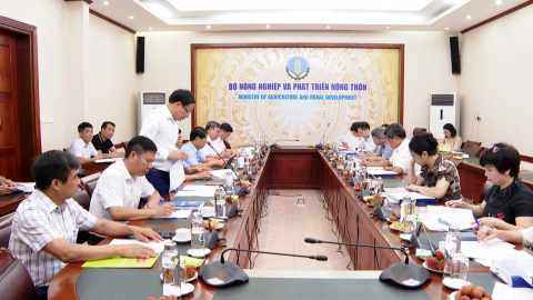 Hội đồng thẩm định trung ương x&eacute;t, c&ocirc;ng nhận huyện Kim Sơn đạt chuẩn NTM