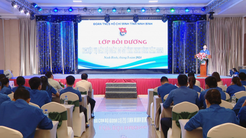 Khai mạc Lớp bồi dưỡng nghiệp vụ c&aacute;n bộ Đo&agrave;n cơ sở