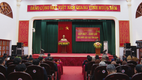 Gặp mặt, giao lưu với chức sắc c&aacute;c t&ocirc;n gi&aacute;o