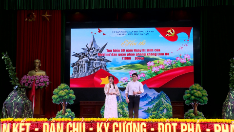 Hội thi t&igrave;m hiểu 60 năm ng&agrave;y hy sinh của mười nữ d&acirc;n qu&acirc;n ph&aacute;o ph&ograve;ng kh&ocirc;ng Lam Hạ 