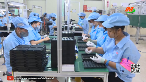 Thi đua lao động sản xuất ch&agrave;o mừng th&agrave;nh c&ocirc;ng Đại hội C&ocirc;ng đo&agrave;n tỉnh Ninh B&igrave;nh