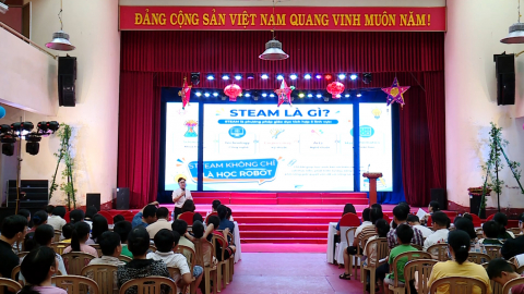 Chương tr&igrave;nh trải nghiệm STEAM Robotics d&agrave;nh cho học sinh