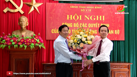 C&ocirc;ng bố Quyết định về c&ocirc;ng t&aacute;c c&aacute;n bộ