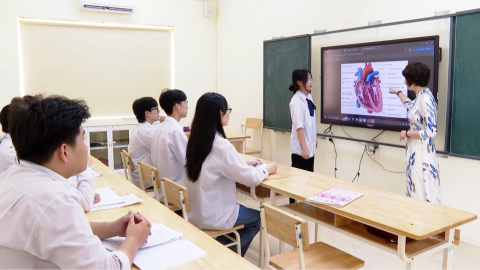 Ứng dụng b&agrave;i giảng điện tử trong giảng dạy