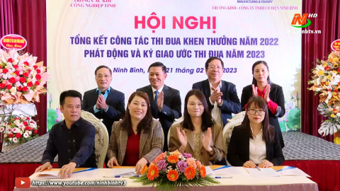 Khối thi đua c&aacute;c doanh nghiệp trong c&aacute;c Khu C&ocirc;ng nghiệp tỉnh Ninh B&igrave;nh k&yacute; giao ước thi đua