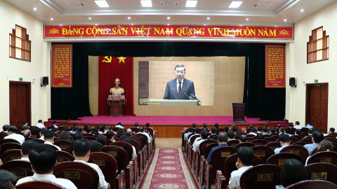 Nghi&ecirc;n cứu, học tập, qu&aacute;n triệt v&agrave; triển khai thực hiện một số Nghị quyết, Chỉ thị của Bộ Ch&iacute;nh trị