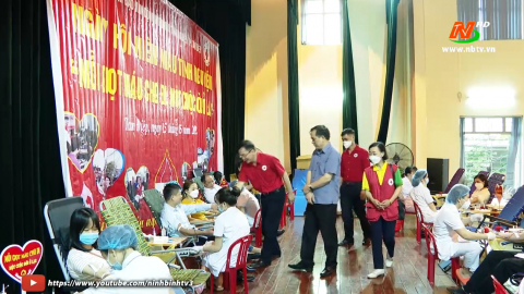 Ng&agrave;y hội hiến m&aacute;u t&igrave;nh nguyện tại Th&agrave;nh phố Tam Điệp